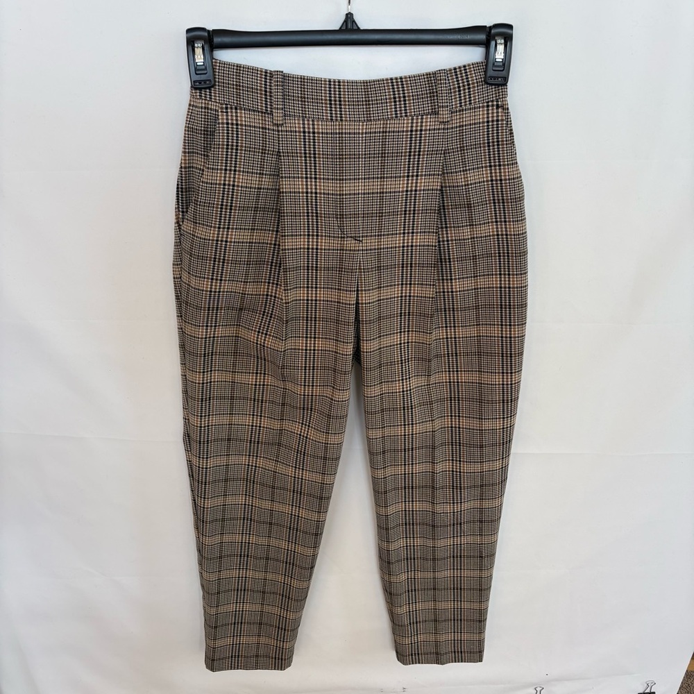 LOFT Women's Brown Plaid Pants. Size XS. 28” waist. 27” length. INV25/366